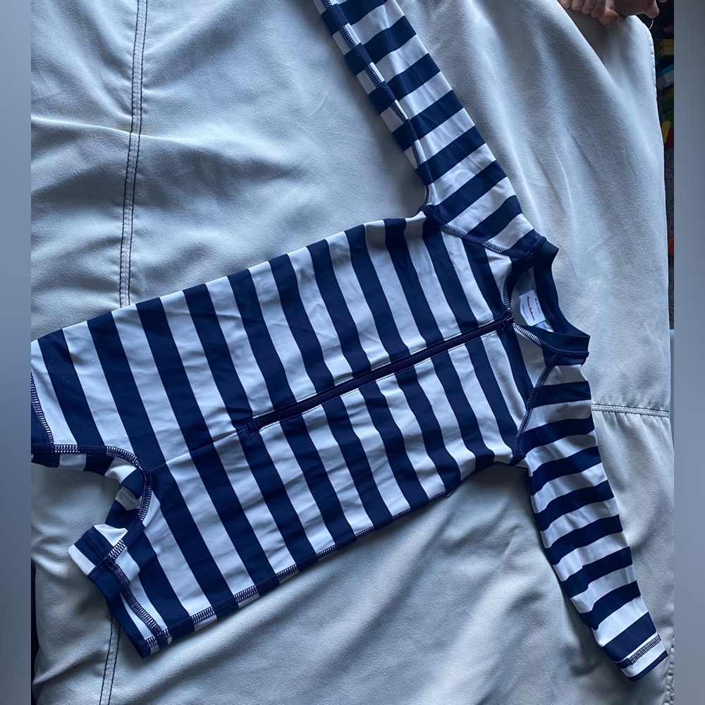 Hanna Andersson HA Rashgusrd, size 2T, like-new